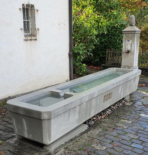Betonbrunnentrog Spezialausführung, Brunnenstock Bauseits